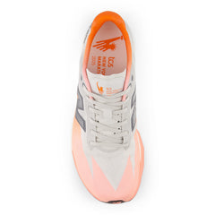 New Balance 2025 TCS NYC Marathon FuelCell SuperComp Elite v5 - GRAPEFRUIT / GREY MATTER / POPPY