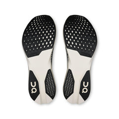On Cloudboom Strike Lightspray - WHITE / BLACK
