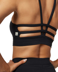 Vuori Yosemite Longline Bra - BLACK
