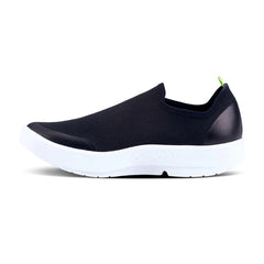 OOFOS OOmg Eezee Low Shoe - WHITE / BLACK