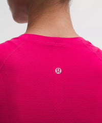 lululemon Swiftly Tech Short Sleeve 2.0 - CALYPSO PINK / CALYPSO PINK